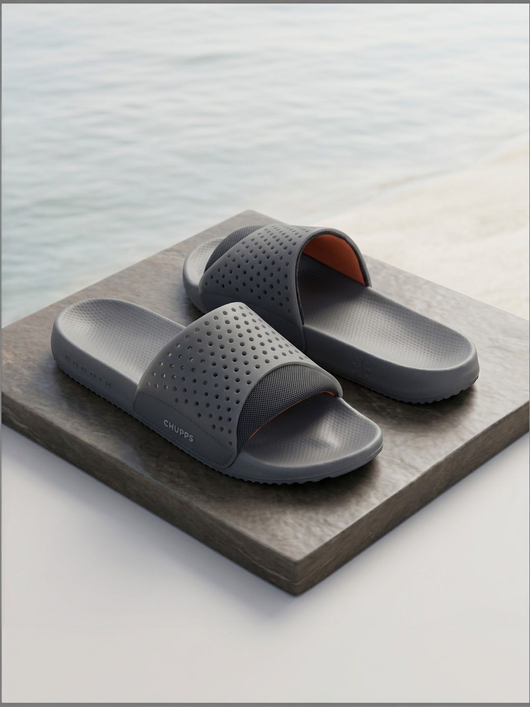 CHUPPS Men Comfort Everyday Wear Flip Flops