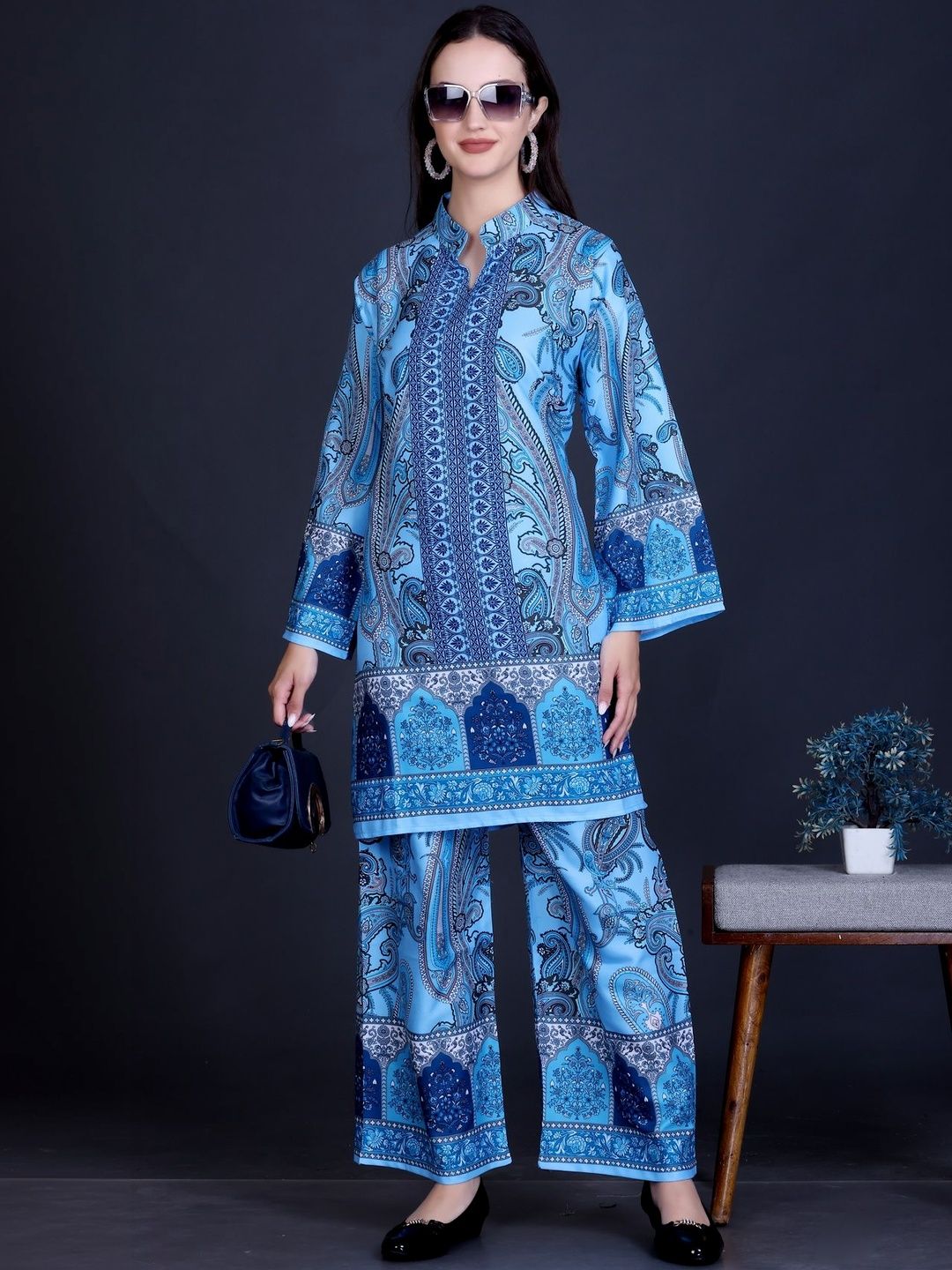 PIPASA Women Ethnic Motifs Printed Regular Kurta with Trousers