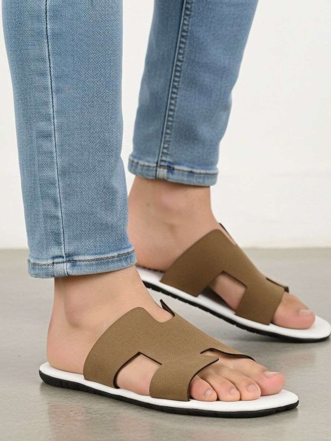 Mast & Harbour Men Sliders