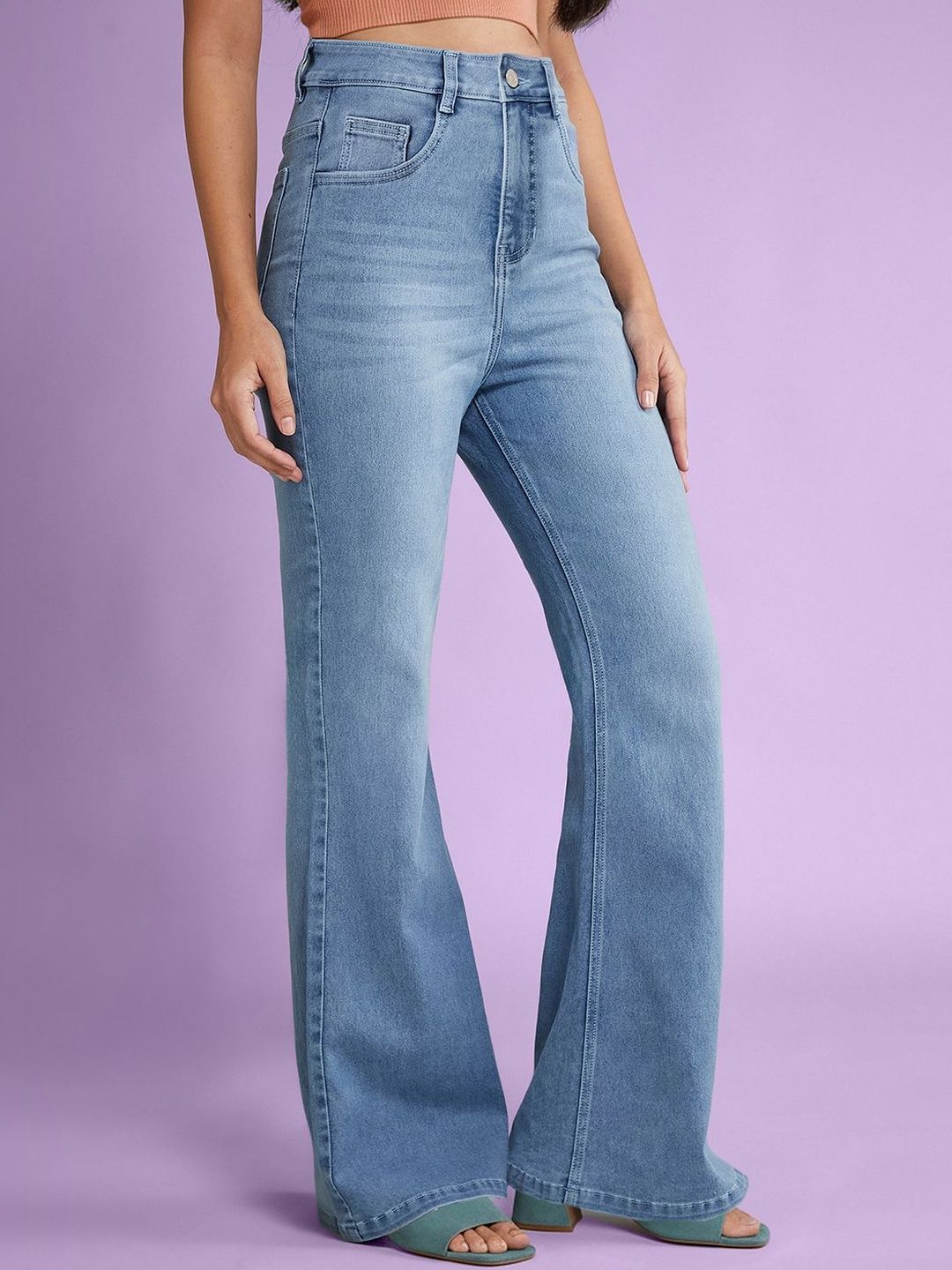 DOLCE CRUDO Women Bootcut High-Rise Light Fade Stretchable Jeans