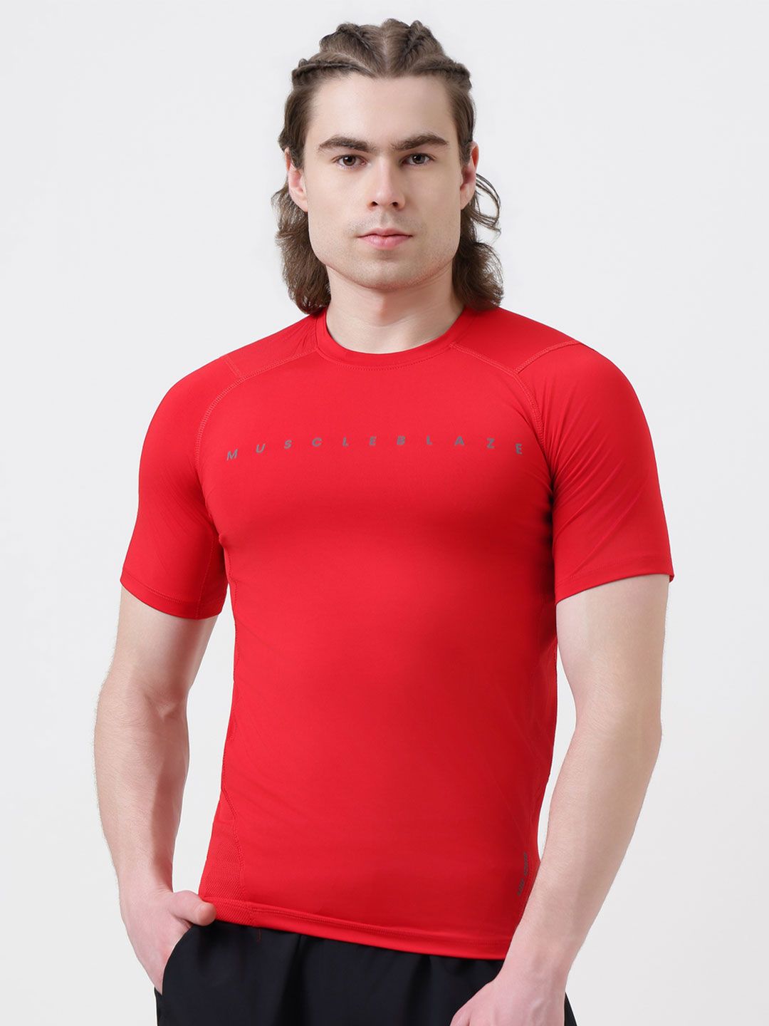 MuscleBlaze Unisex Brand Logo Printed Round Neck Compression T-shirt