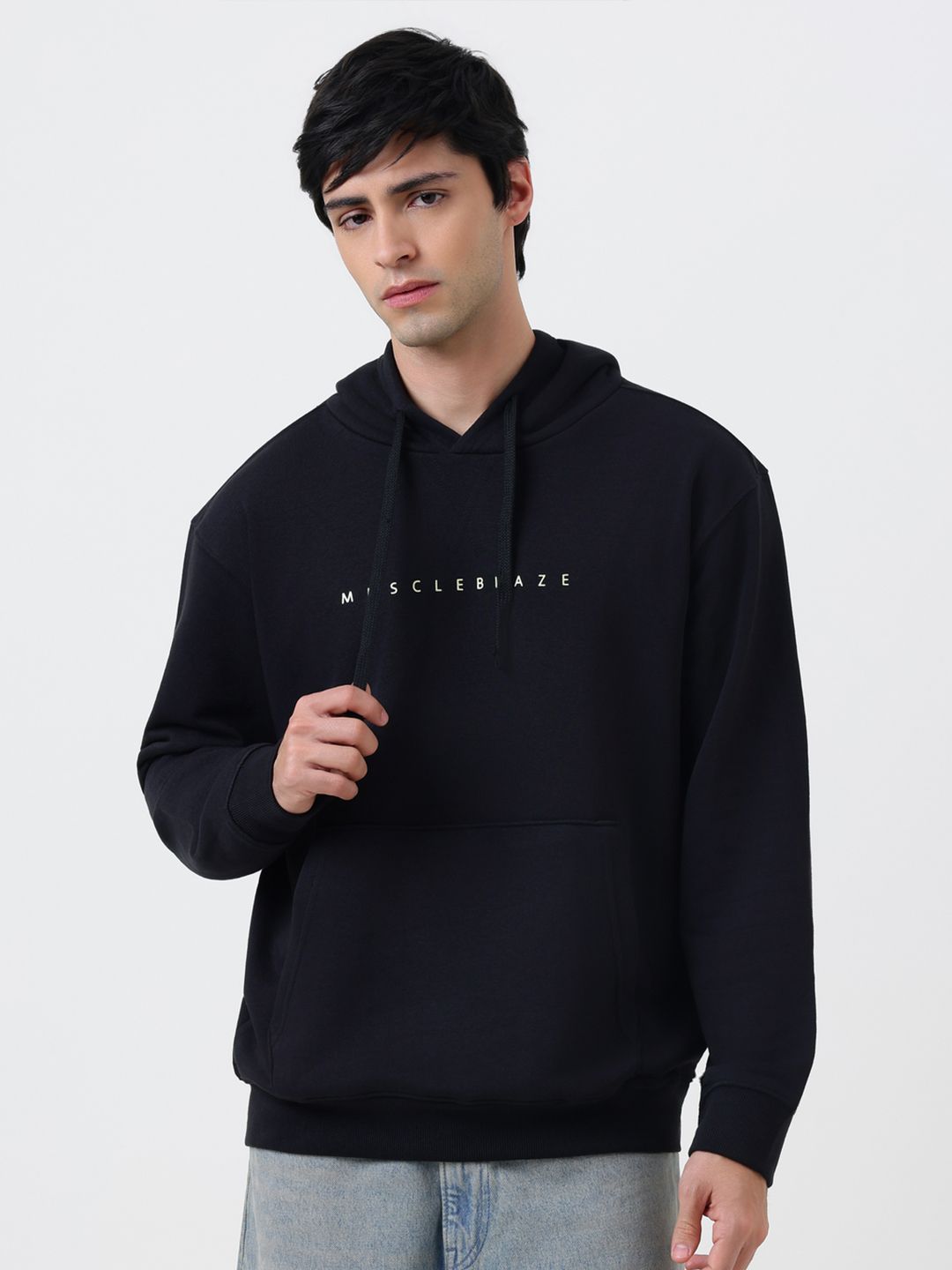 Buy MuscleBlaze Unisex Carnage Printed Black Hooded Sweatshirt