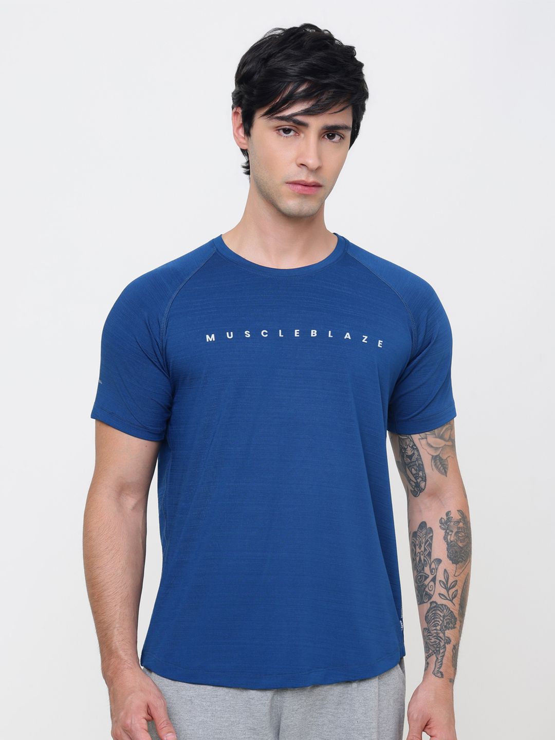 MuscleBlaze Active Round Neck T-Shirt for Men for Gym & Sports Teal Blue