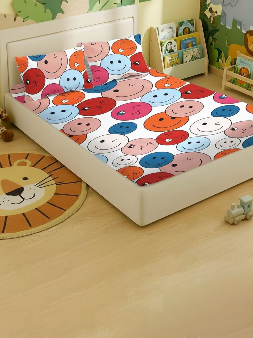 Filymore Filymore Kids White Conversational Double Bedsheet with 2 Pillow Covers