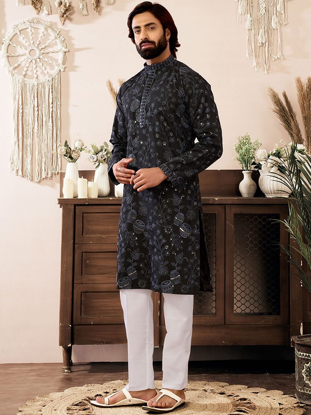 House of Pataudi Embroidered Cotton Mandarin Collar Knee Length Straight Kurtas