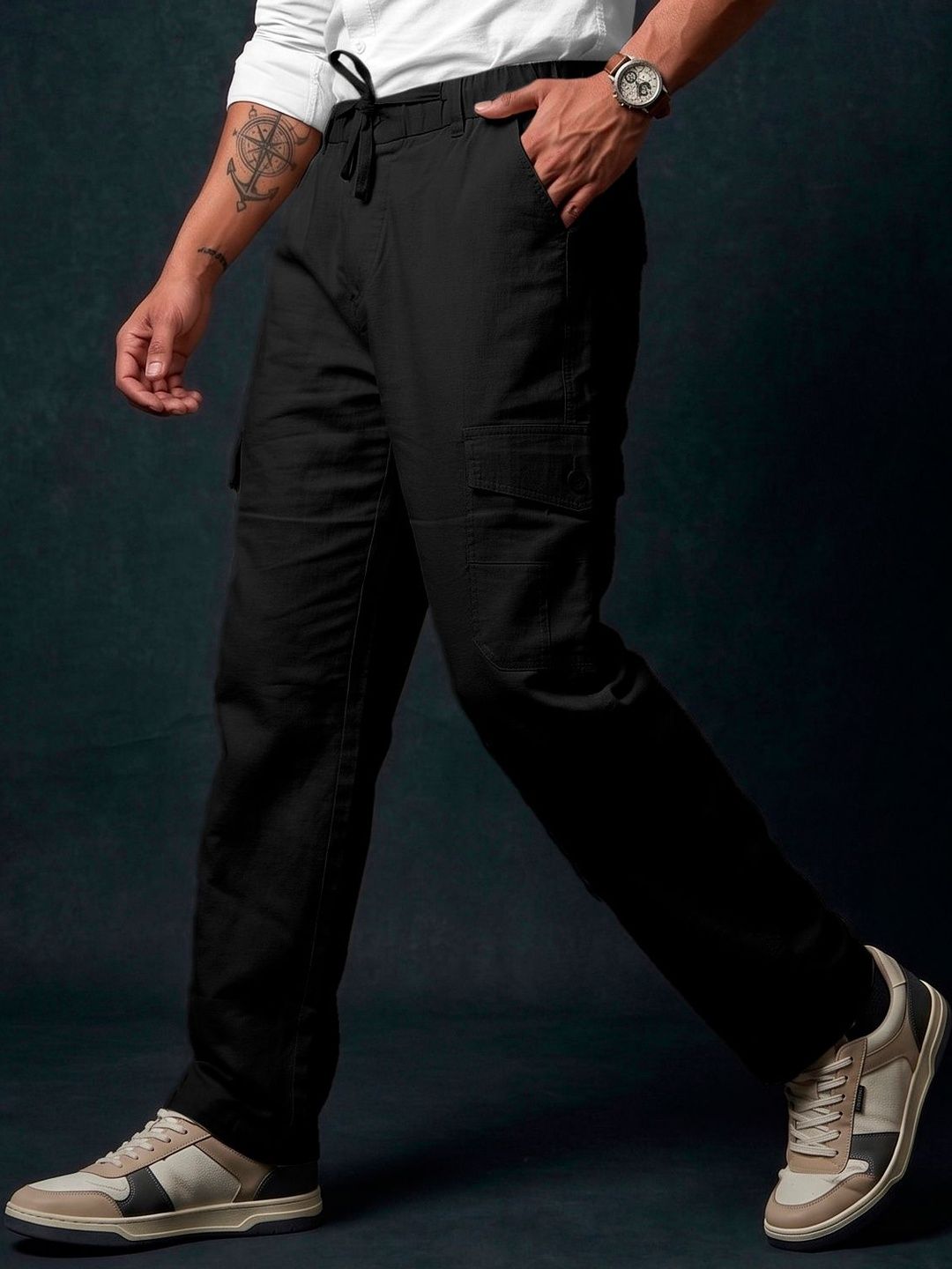 VOGAAN Men Relaxed Straight Fit Easy Wash Cargos Trousers