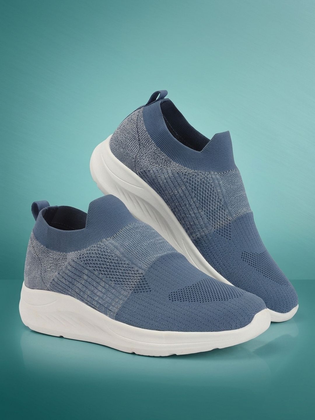 HRX by Hrithik Roshan Men Textured Slip-On Sneakers