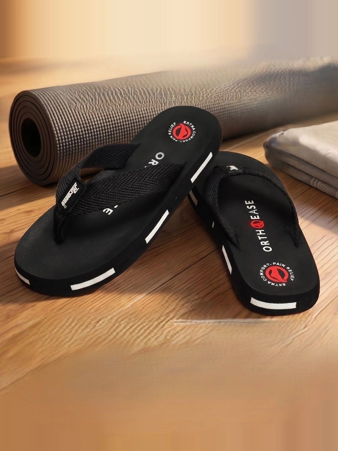 Paragon Men Colourblocked Thong Flip-Flops