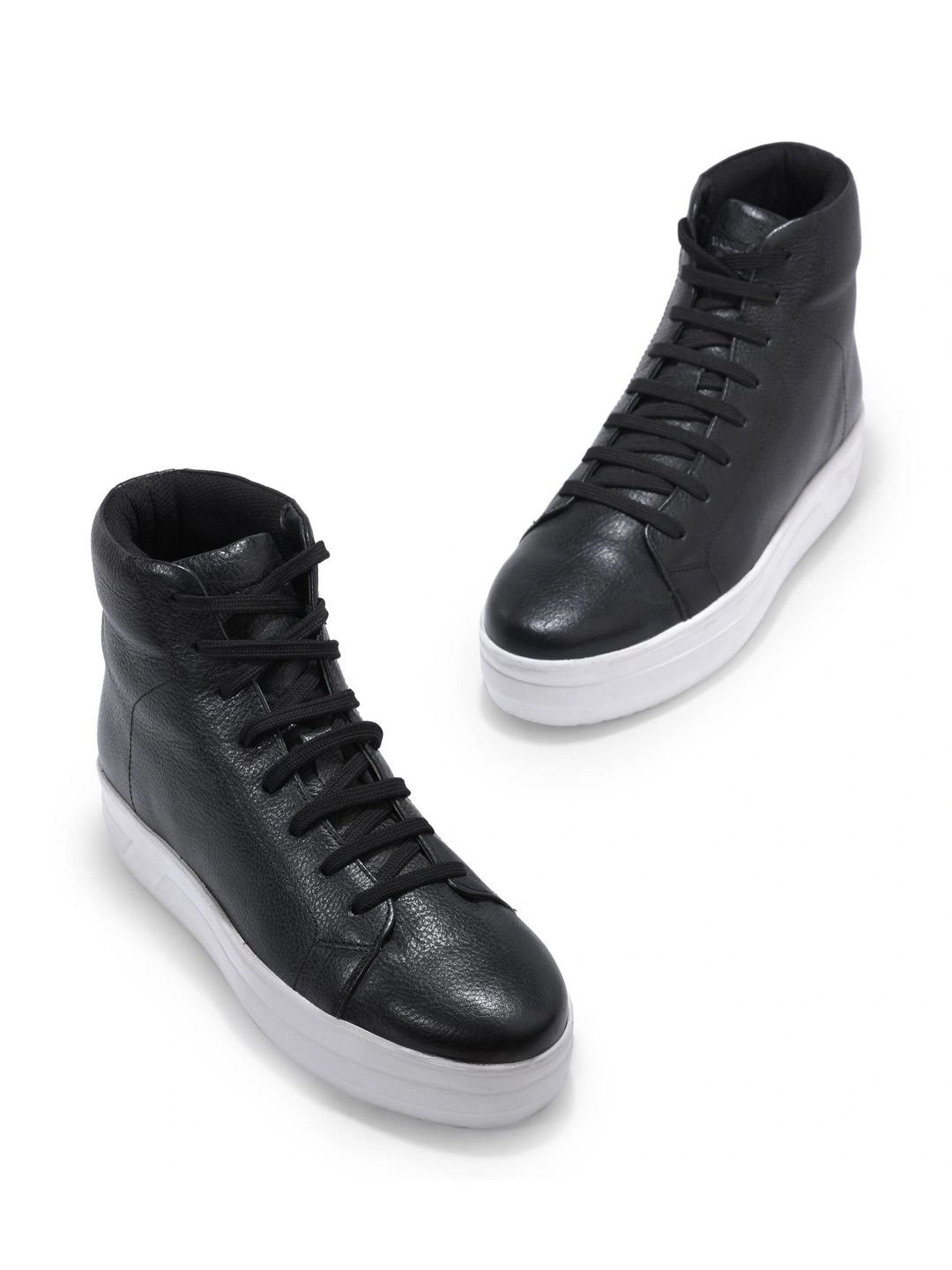 Woodland Women Round Toe Lace-Ups Regular Boots
