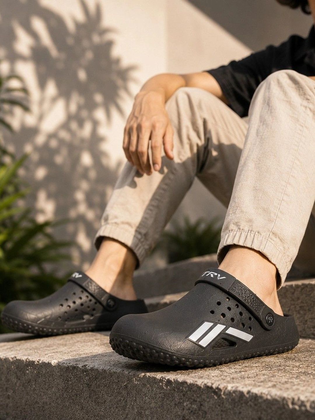 TRV Men Clogs Sandals
