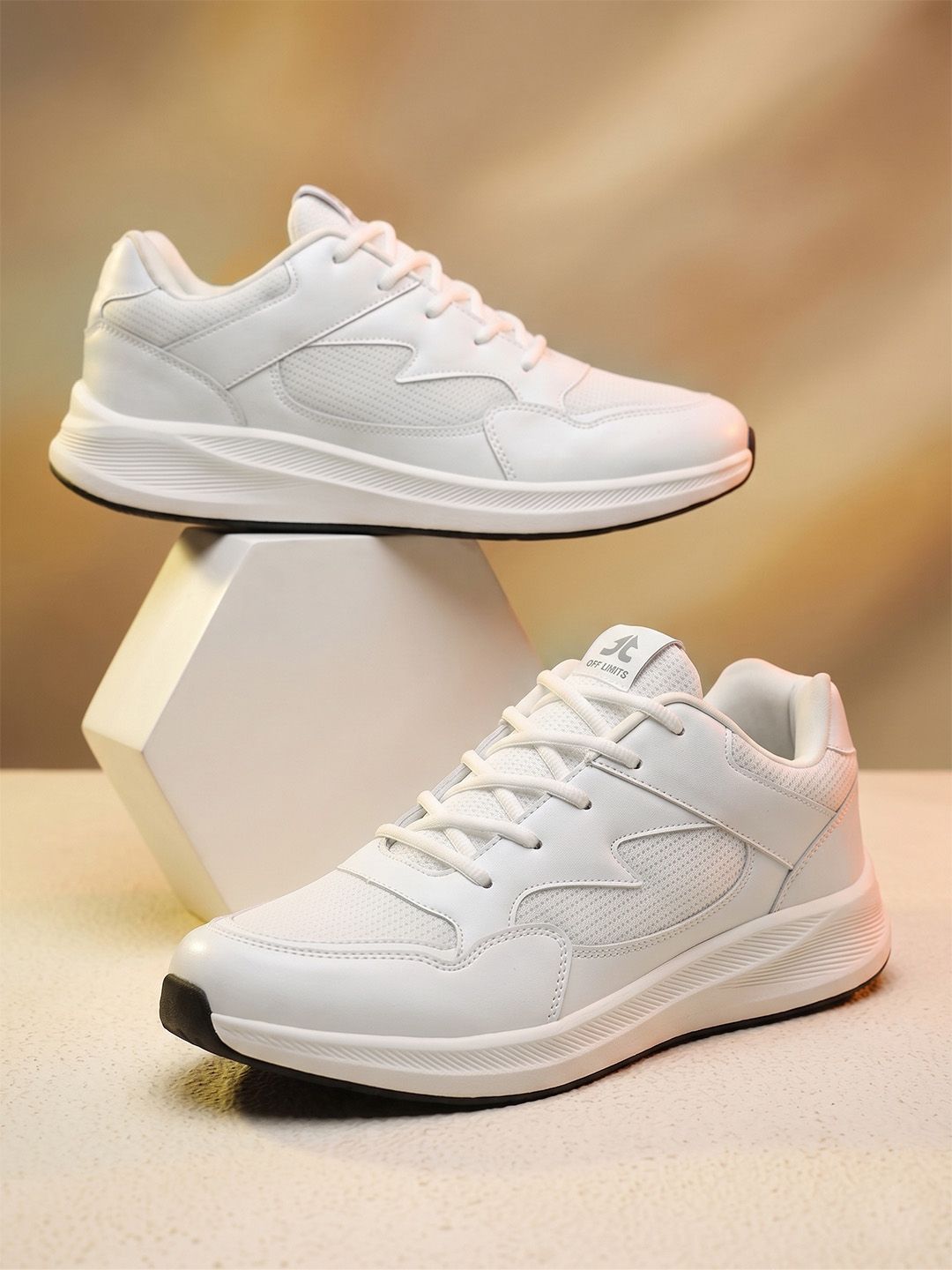 OFF LIMITS Roger Bt White Mesh Running Shoes