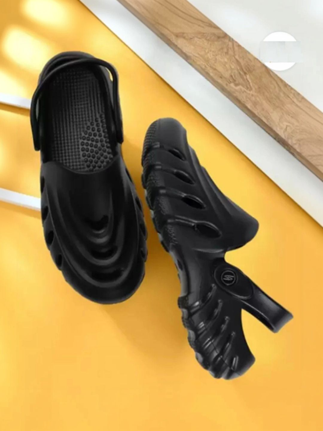 Golazo Men Clogs