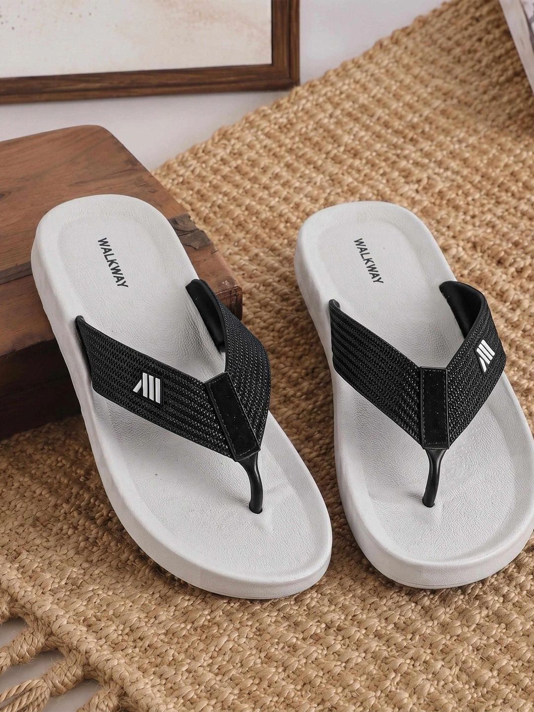 WALKWAY by Metro Men Thong Flip-Flops