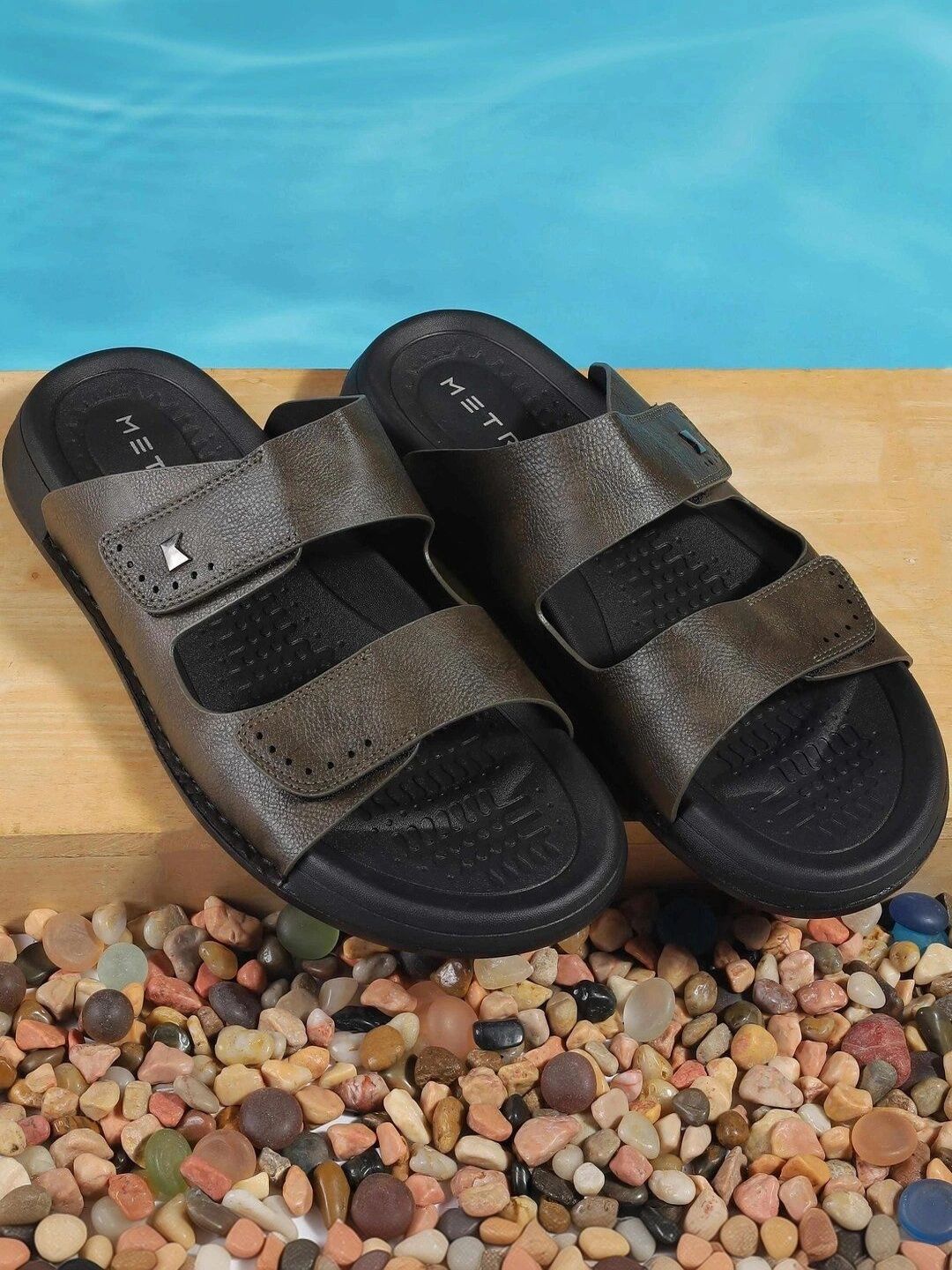 Metro Men Sliders