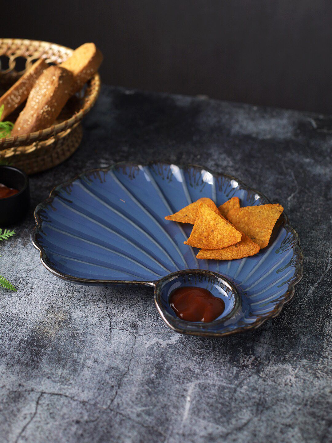 Aapno Rajasthan Blue Ceramic Platter Price in India