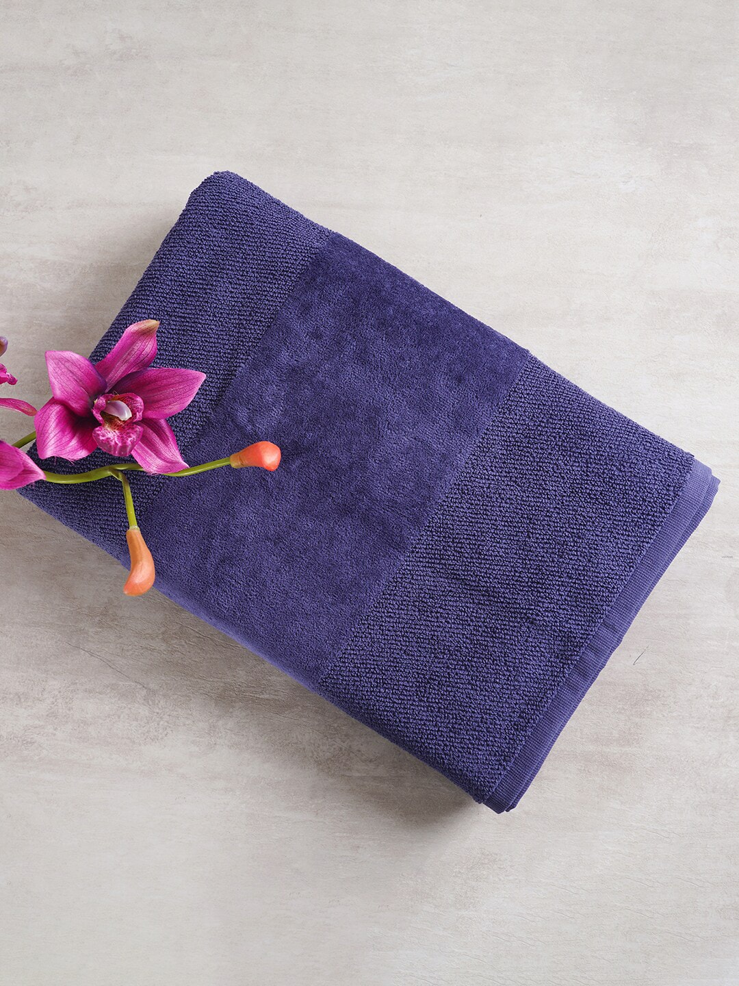 Pure Home and Living Blue Solid Pure Cotton 600 GSM Bath Towels Price in India