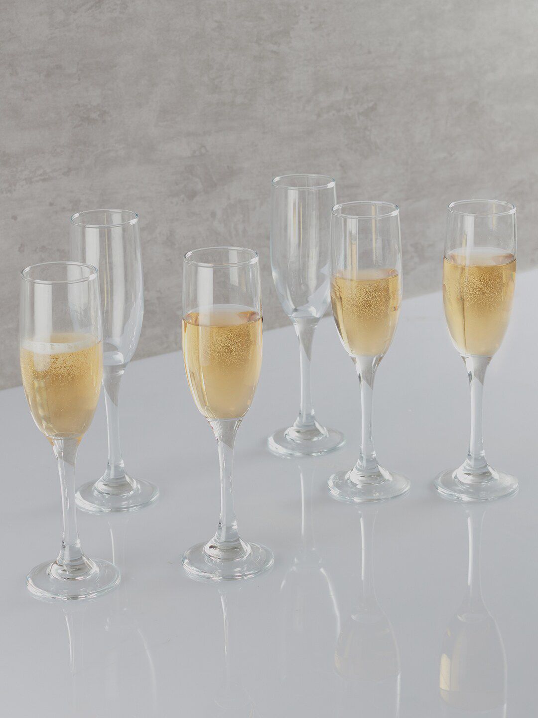 HomeTown Set of 6 Transparent Infinity Champagne Glass Price in India