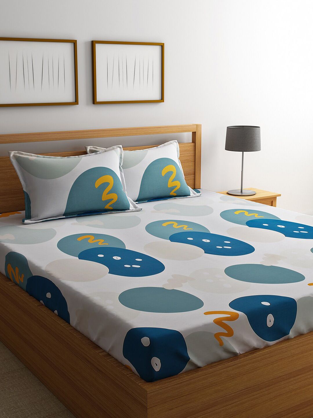 URBAN DREAM White & Blue Graphic 210 TC King Bedsheet with 2 Pillow Covers Price in India