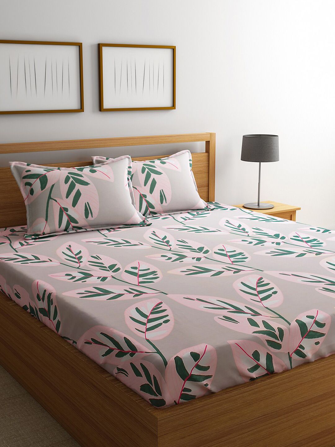 URBAN DREAM Pink & Green Floral 210 TC King Bedsheet with 2 Pillow Covers Price in India