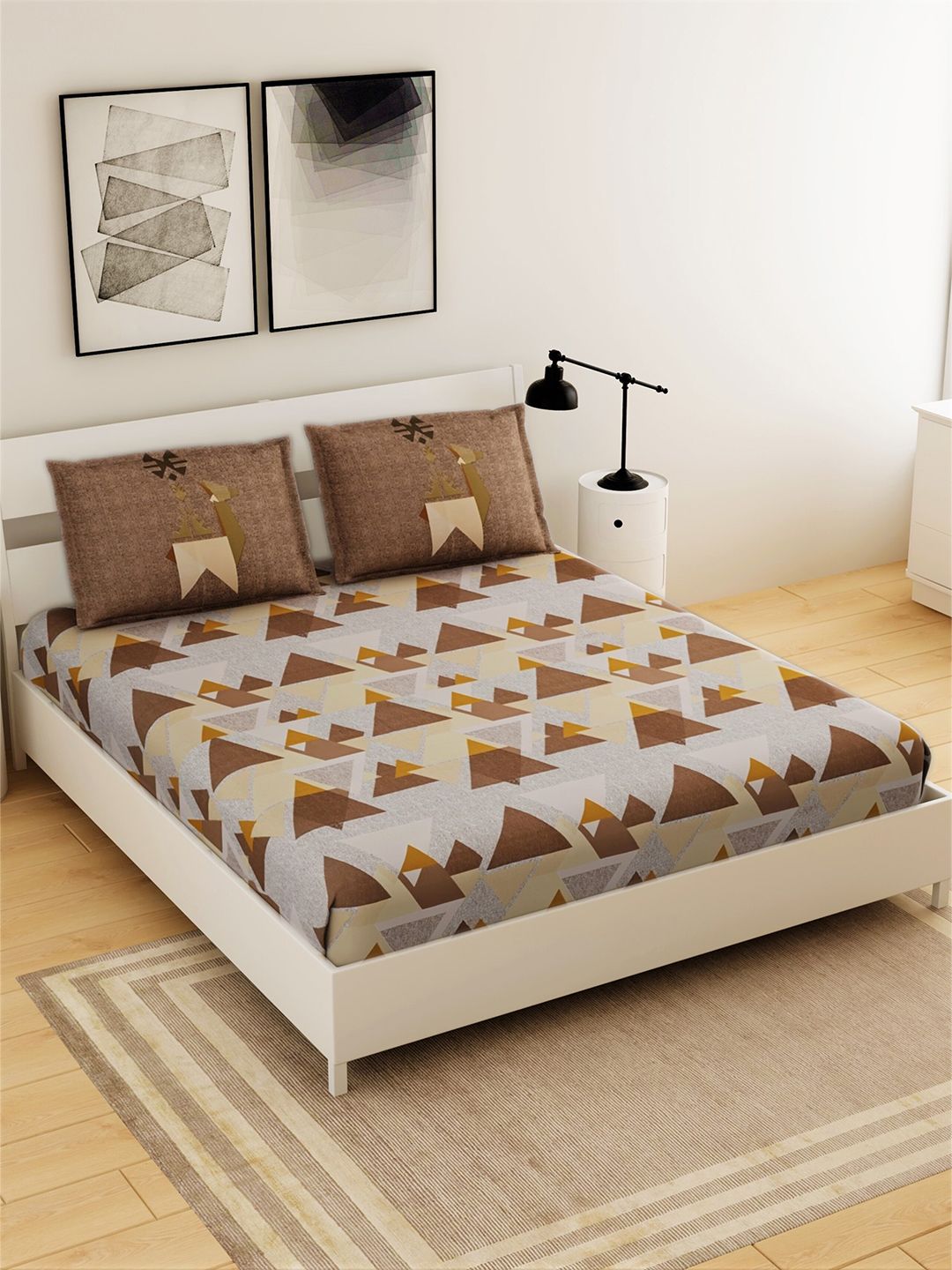 Salona Bichona Beige & White Cotton Geometric 180 TC King Bedsheet with 2 Pillow Covers Price in India
