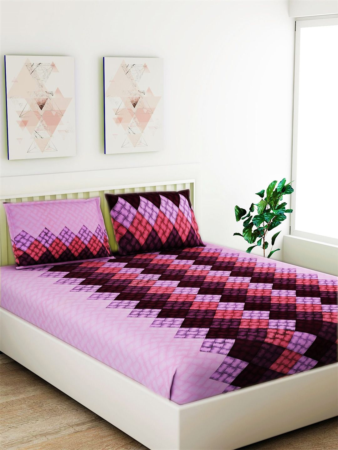 Salona Bichona Peach-Coloured & Red Geometric 104 TC Queen Bedsheet with 2 Pillow Covers Price in India