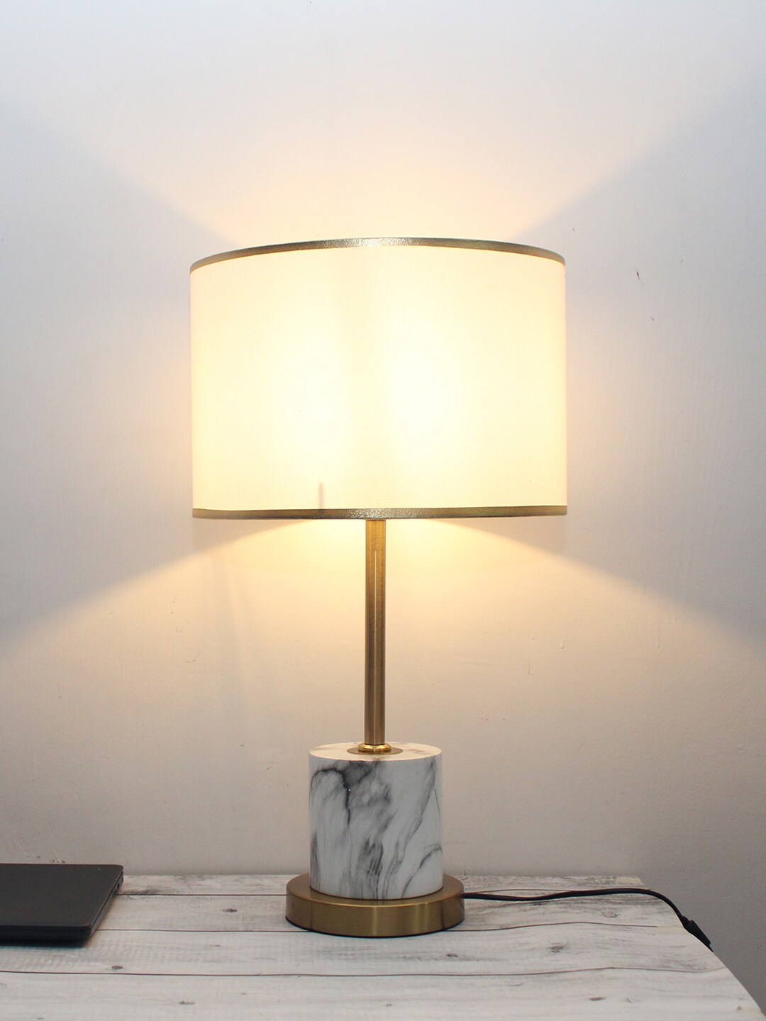 SHREE KALA HOME DECOR White Textured Table Lamps Price in India