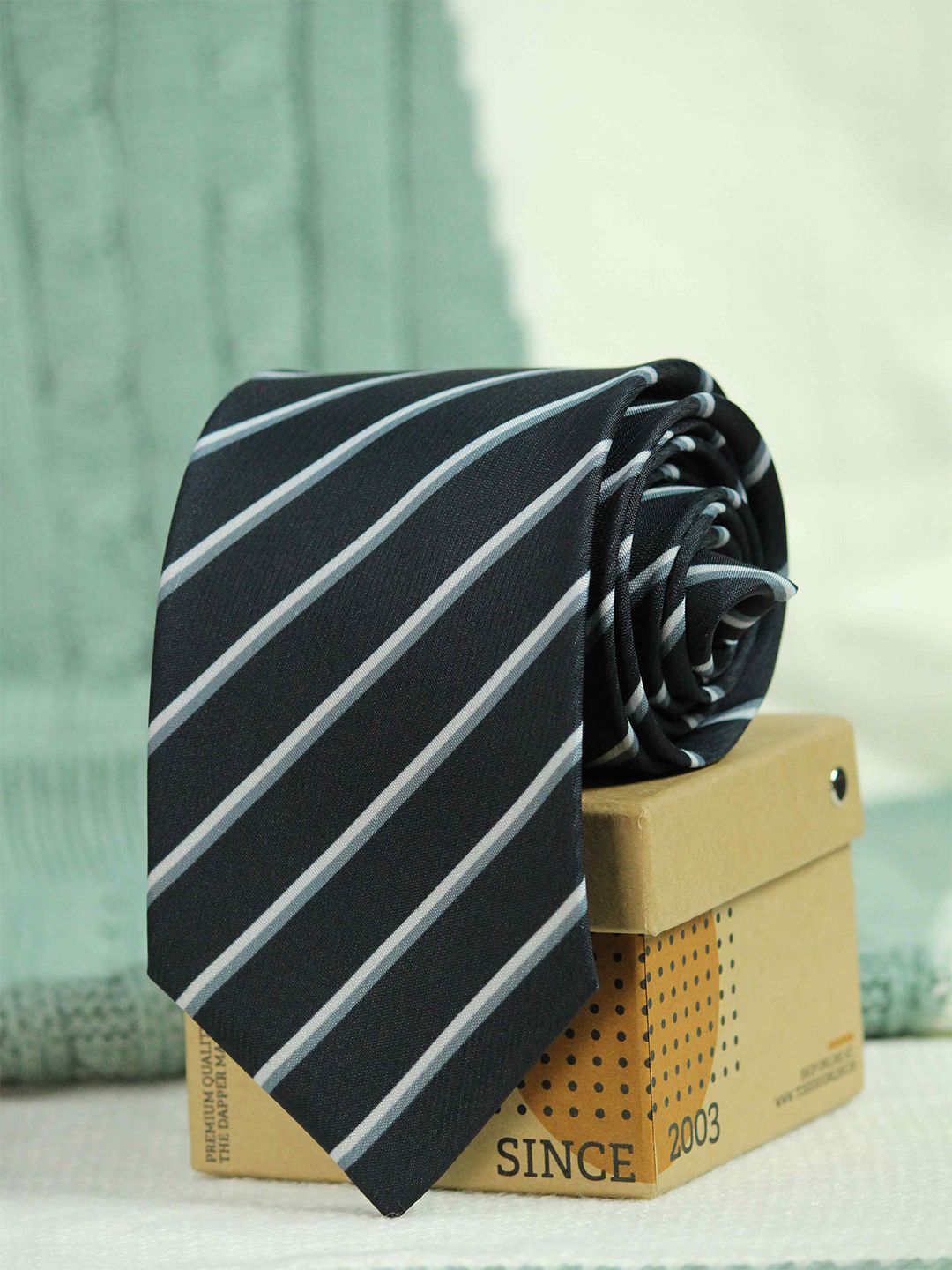 Tossido Men Blue & White Printed Broad Tie
