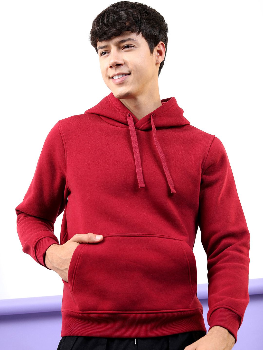 HIGHLANDER Men Maroon Hooded Sweatshirt