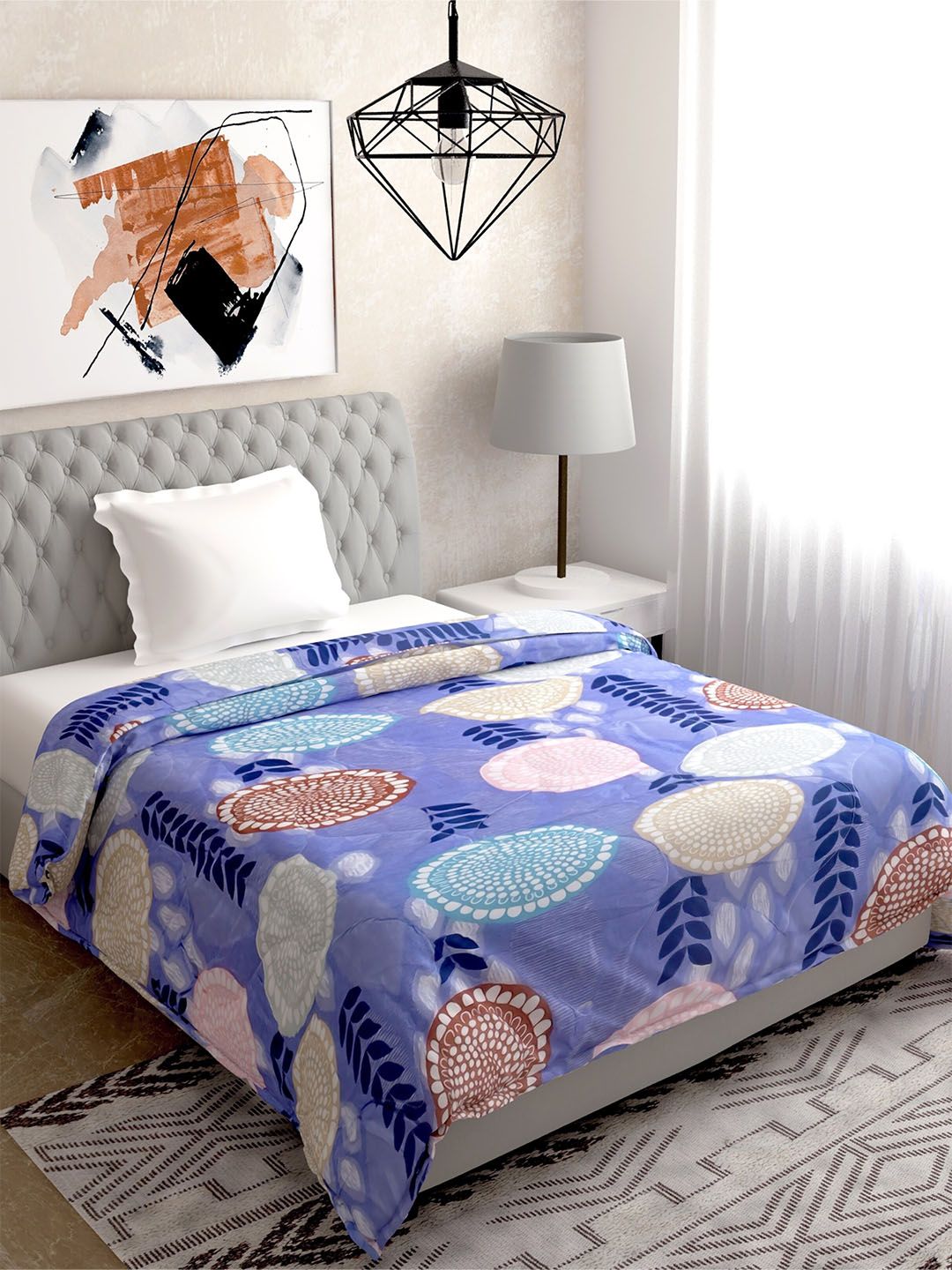 Salona Bichona Blue & Red Floral Mild Winter 150 GSM Single Bed Comforter Price in India