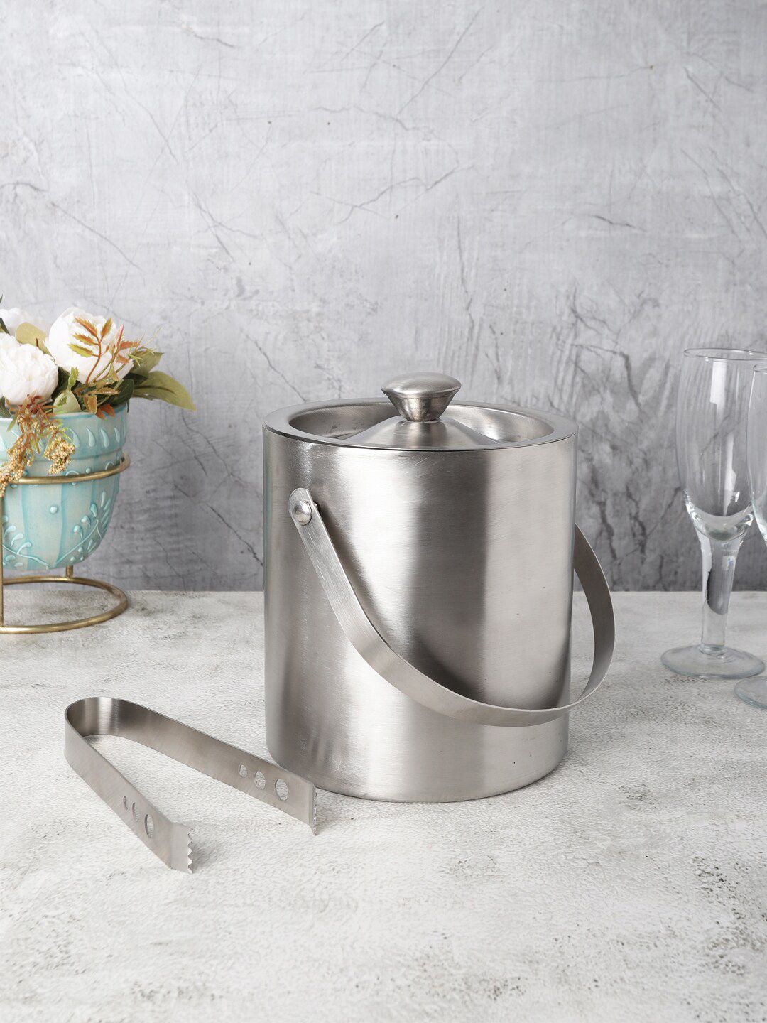 VarEesha Silver-Toned Solid Stainless Steel Ice Bucket With Tongs Price in India