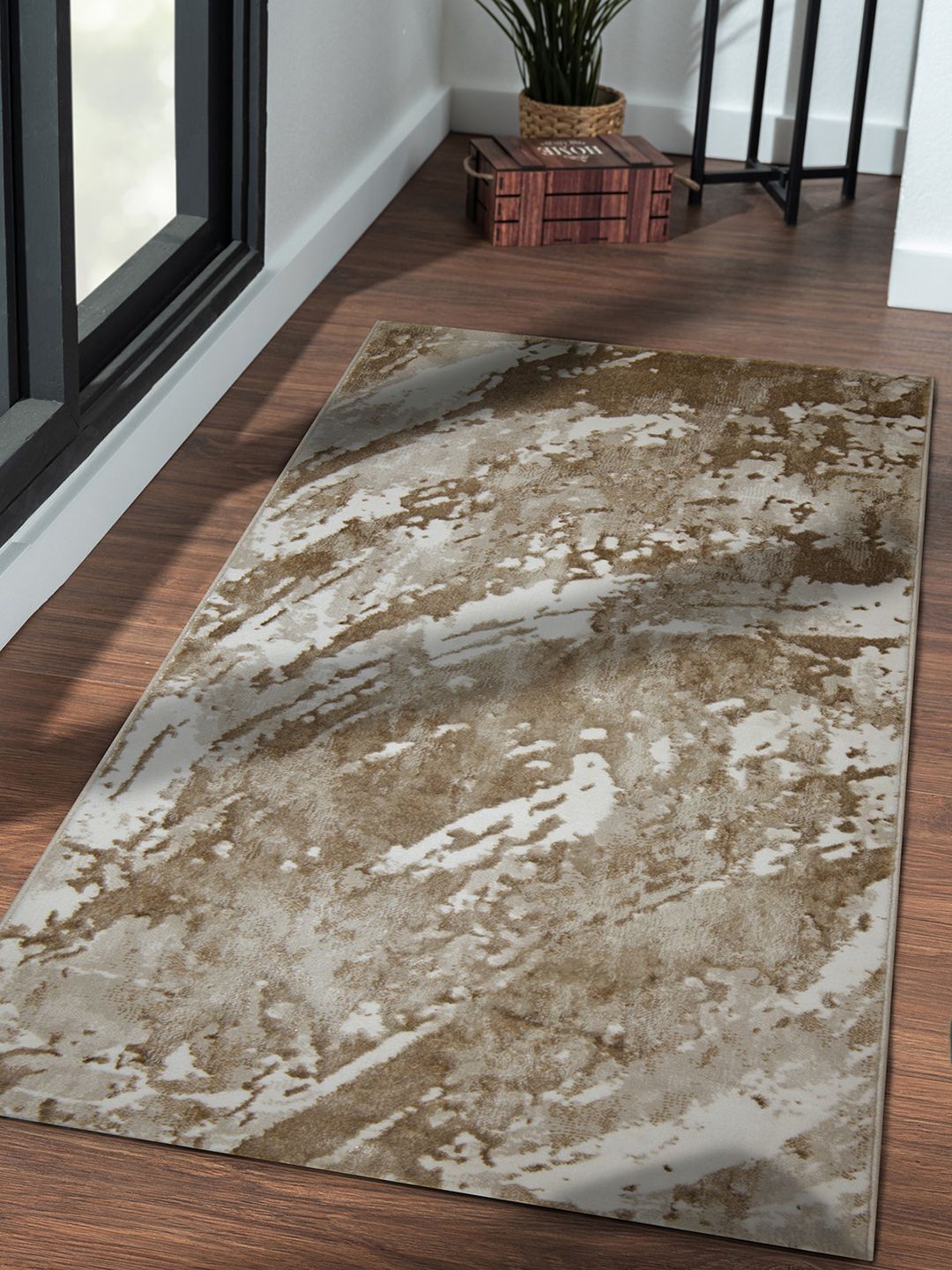 OBSESSIONS Brown Self-Design Anti-Static Floor Runner Price in India