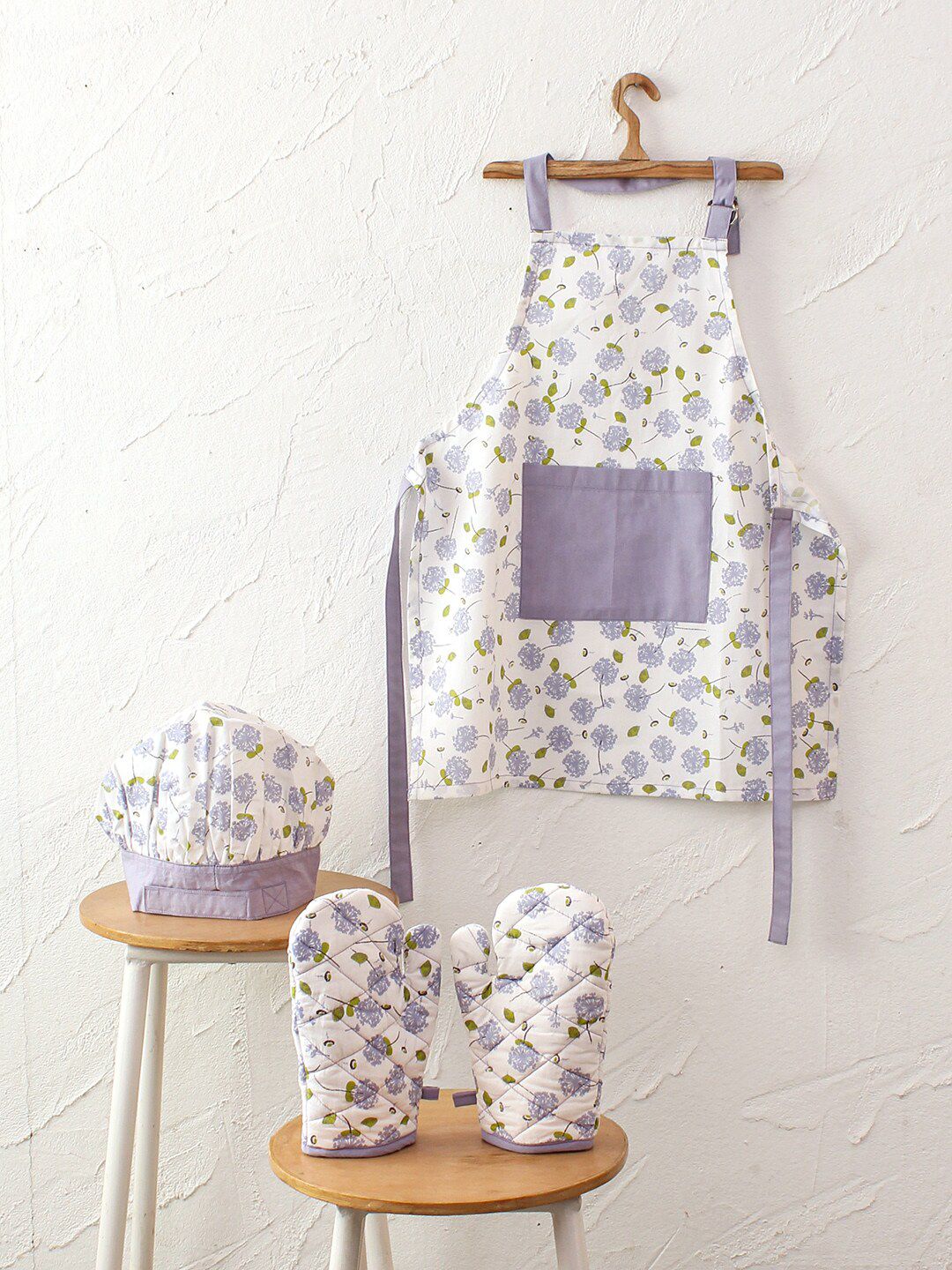 House This Kids White Printed Cotton Apron Kitchen Set Price in India