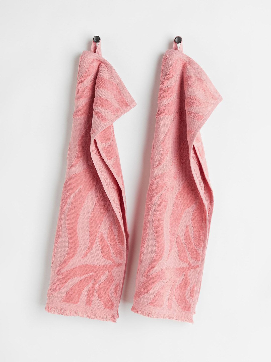 H&M Set Of 2 Pink Cotton  Jacquard Weave Guest Towels Price in India