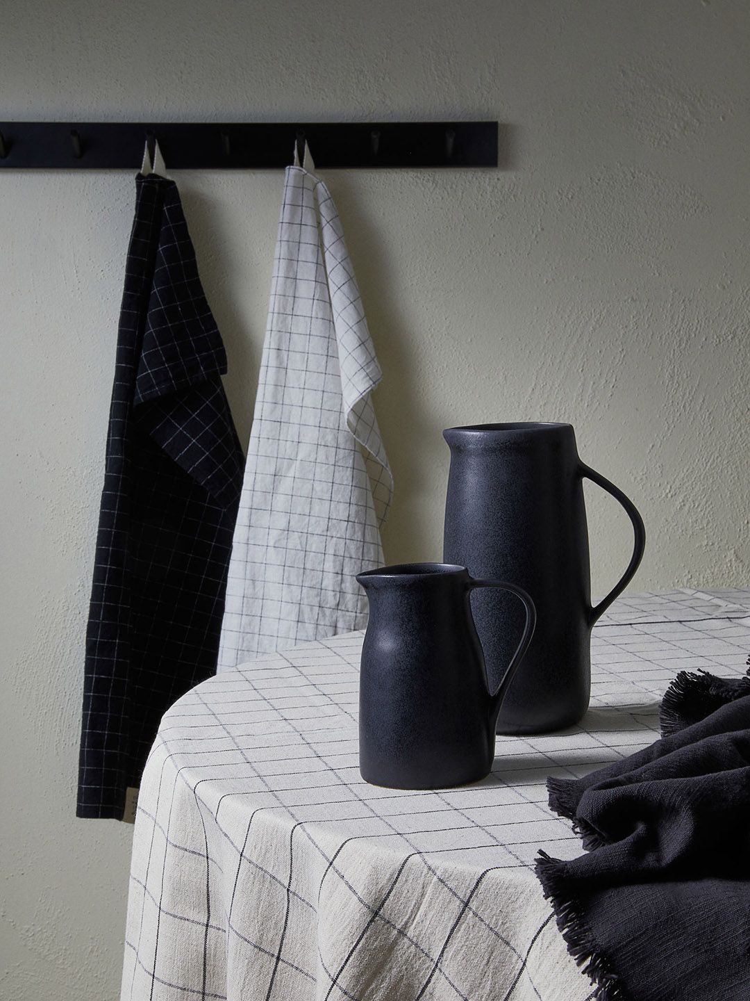 H&M Set of 2 Black Solid Stoneware Jugs Price in India