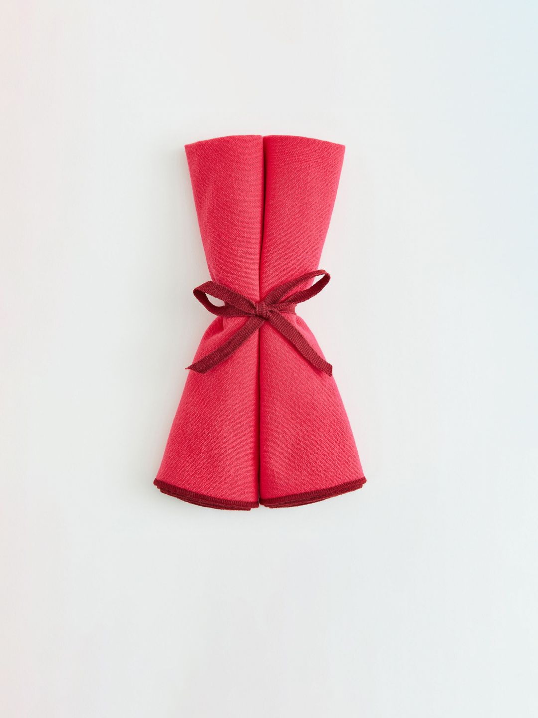 H&M Set Of 2 Red Solid Table Napkins Price in India