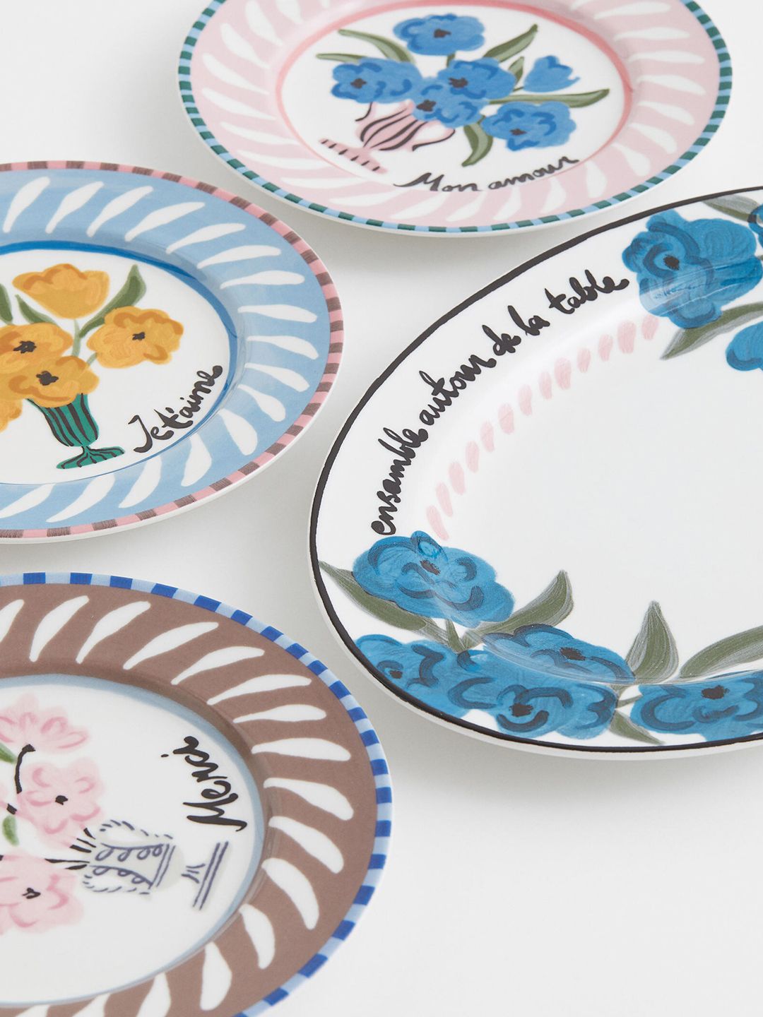 H&M Floral Large Porcelain Serving Plate Price in India