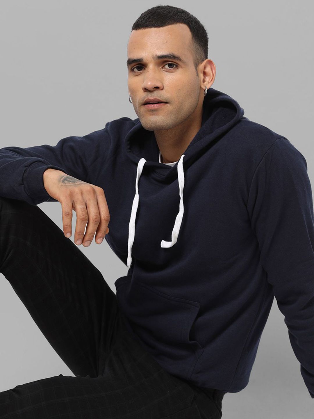 CAHOOT Men Blue Hooded Sweatshirt