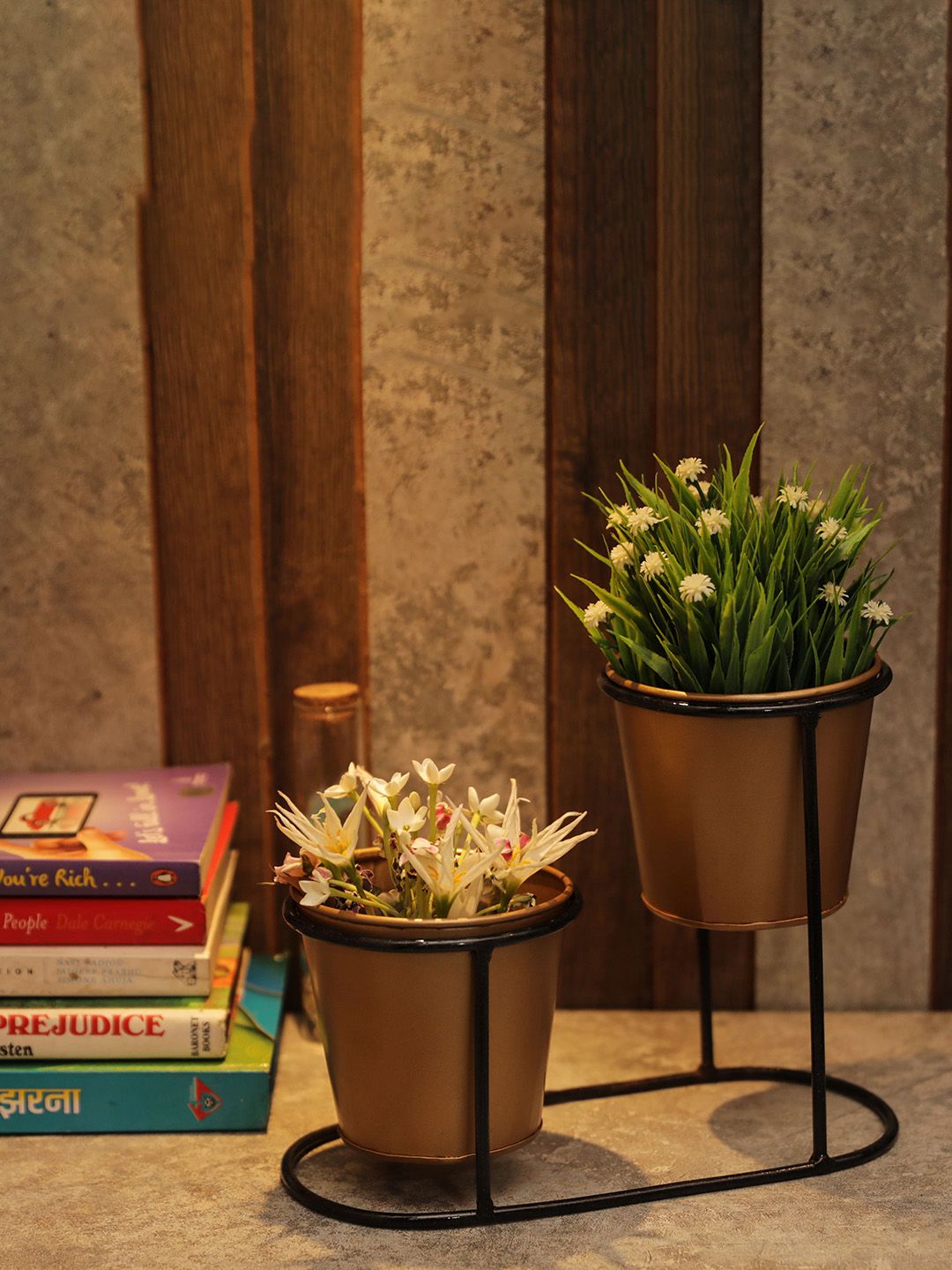 AWAAS DECOR Set Of 2 Black & Gold-Toned Solid Planters With Stand Price in India