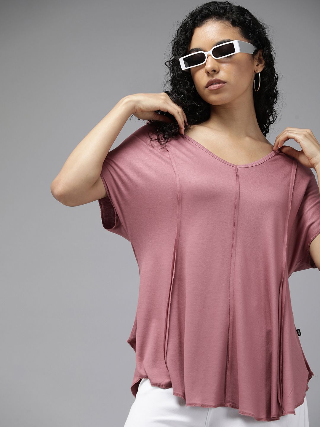 The Roadster Lifestyle Co. Solid Extended Sleeves Top Price in India