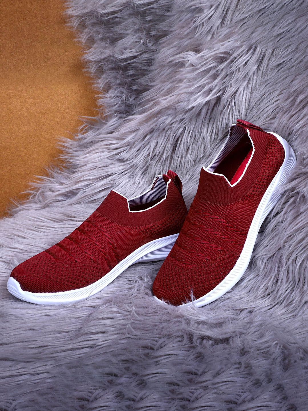 TPENT Women Maroon Mesh Running Non-Marking Sports Shoes Price in India