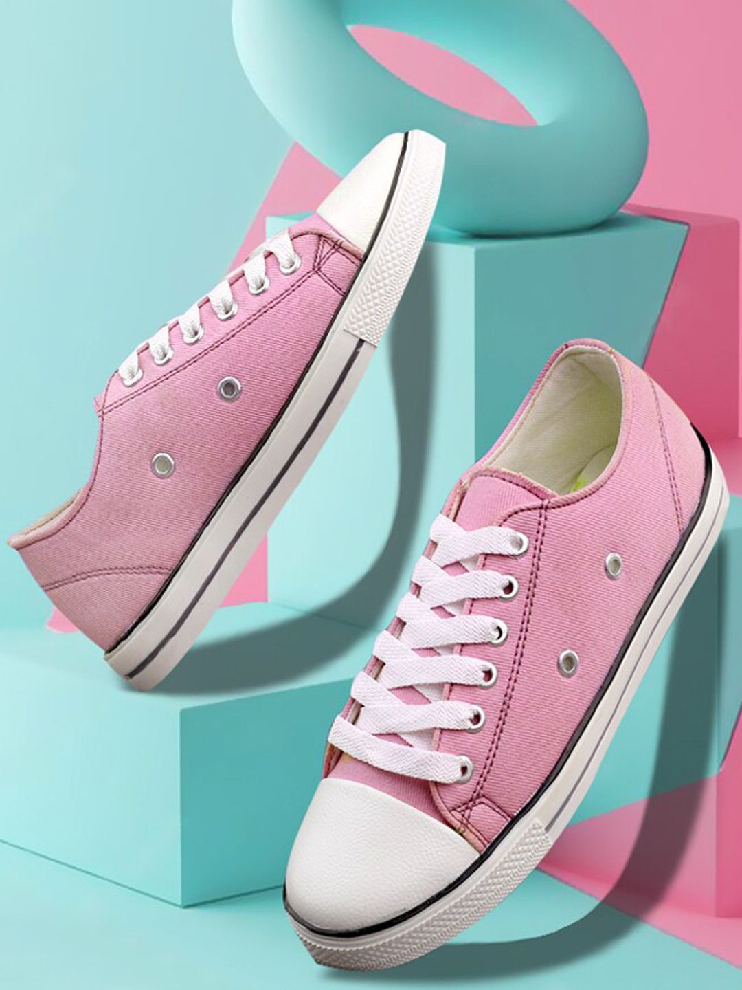 DEAS Women Pink Textured Sneakers