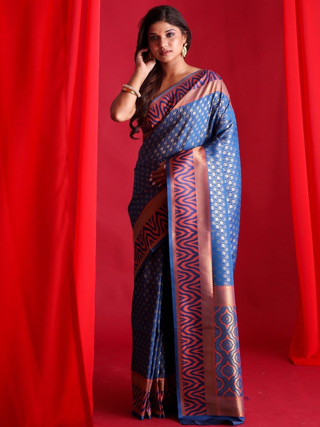 BEATITUDE Blue & Copper-Toned Floral Zari Silk Blend Banarasi Saree Price in India