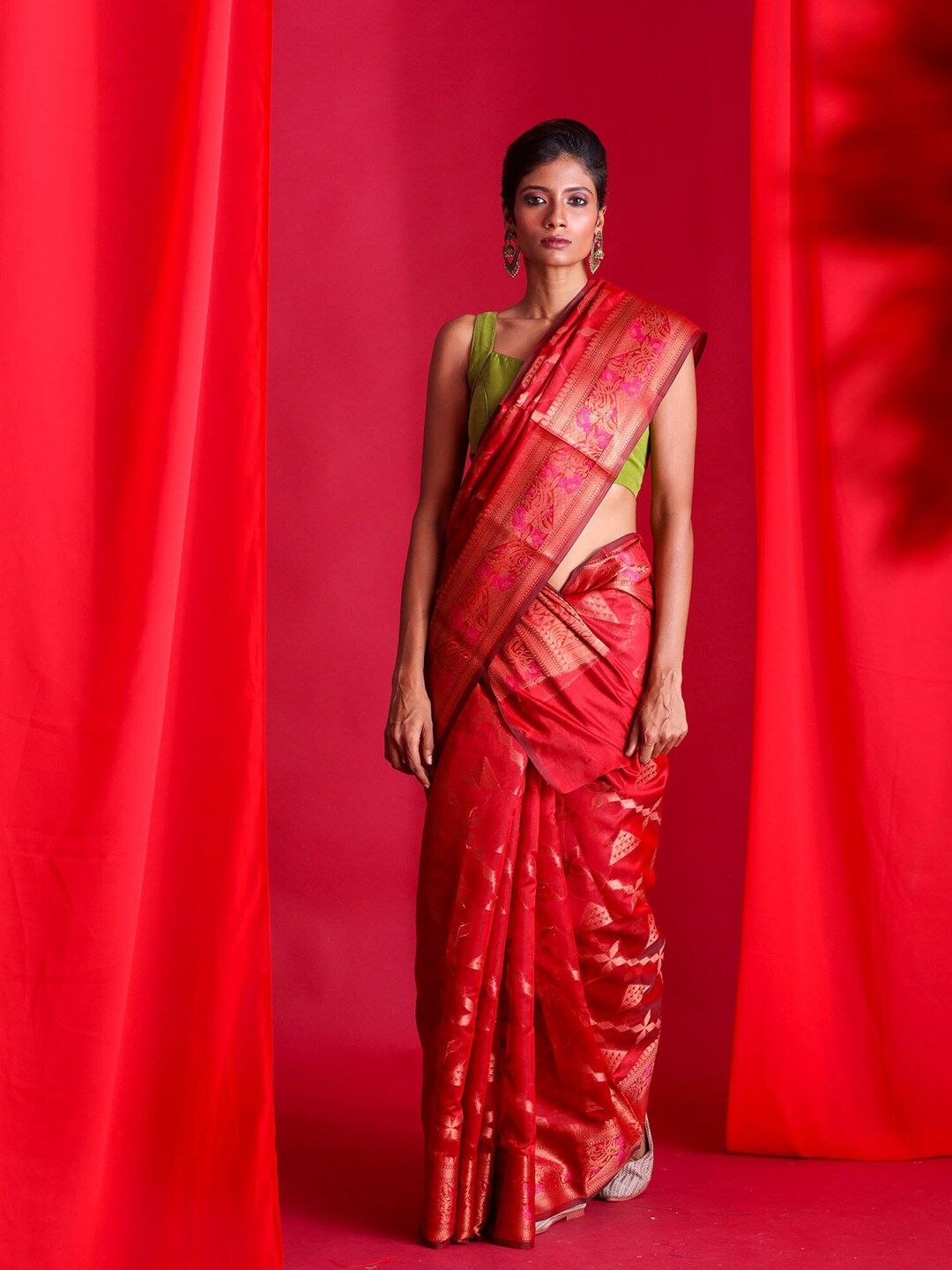 BEATITUDE Red & Gold-Toned Zari Silk Cotton Banarasi Saree Price in India