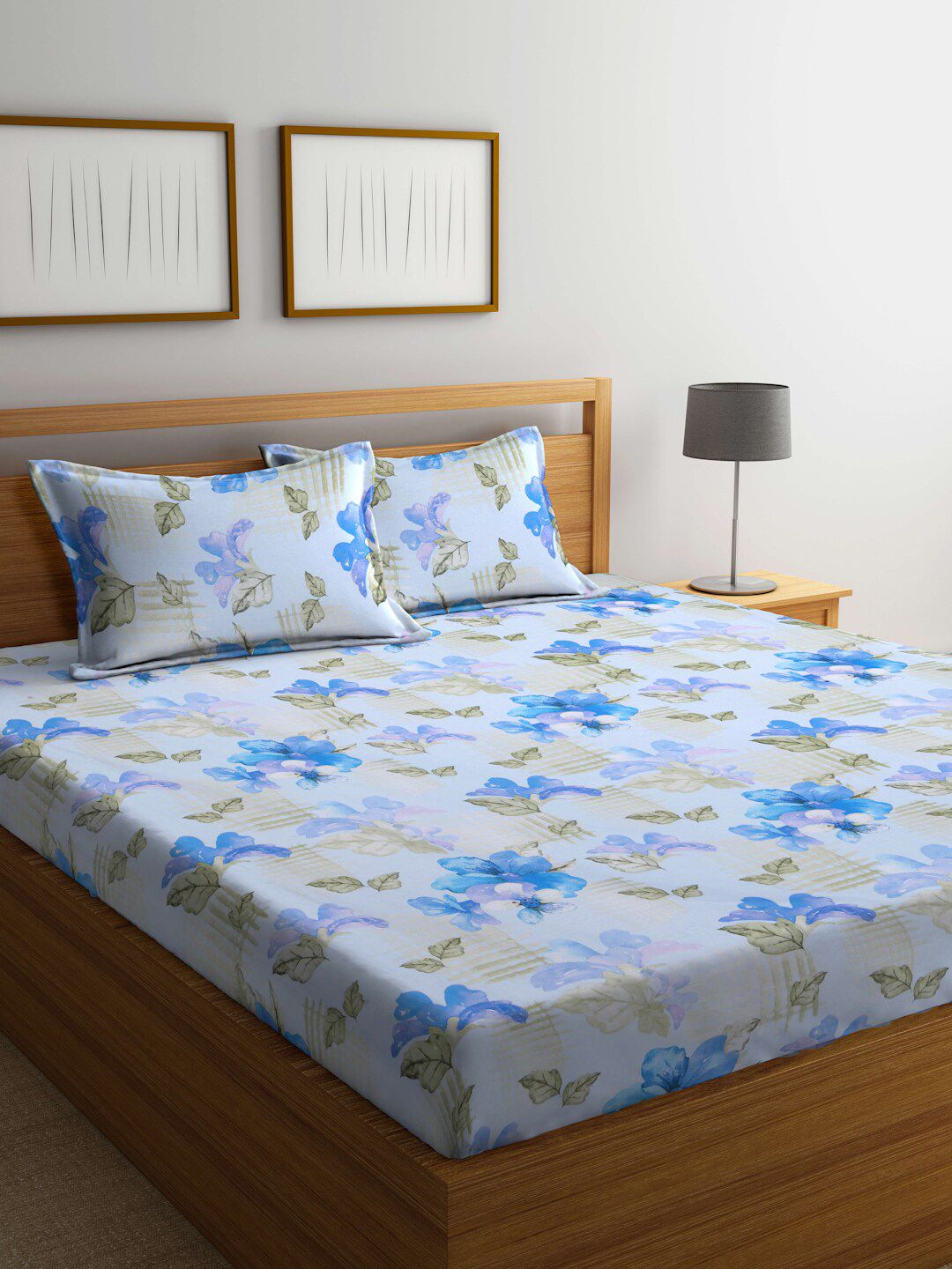 BOMBAY DYEING Blue & Pink Floral 120 TC Cotton King Bedsheet with 2 Pillow Covers Price in India
