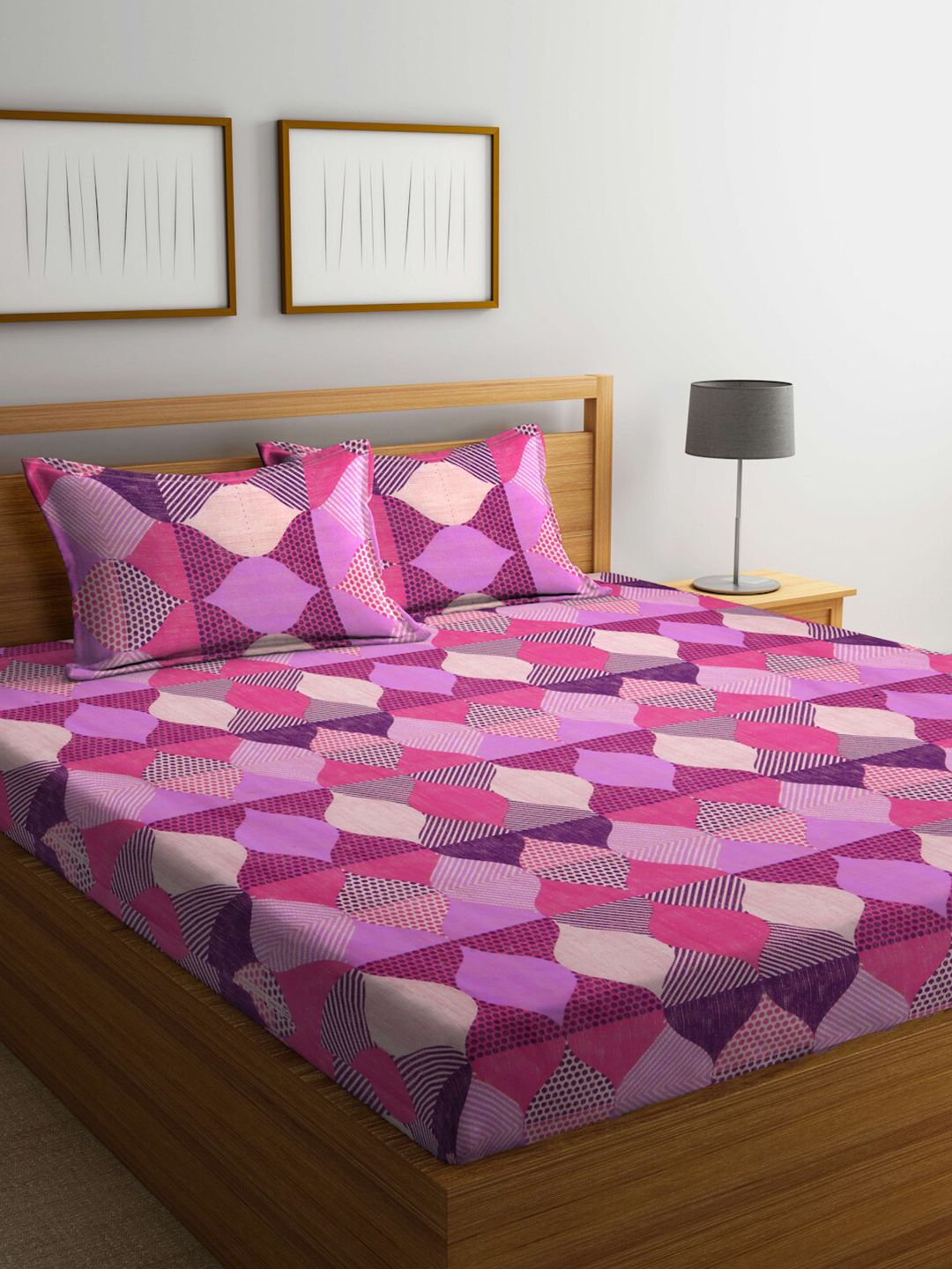 BOMBAY DYEING Pink & Blue Geometric 100 TC Cotton Queen Bedsheet with 2 Pillow Covers Price in India