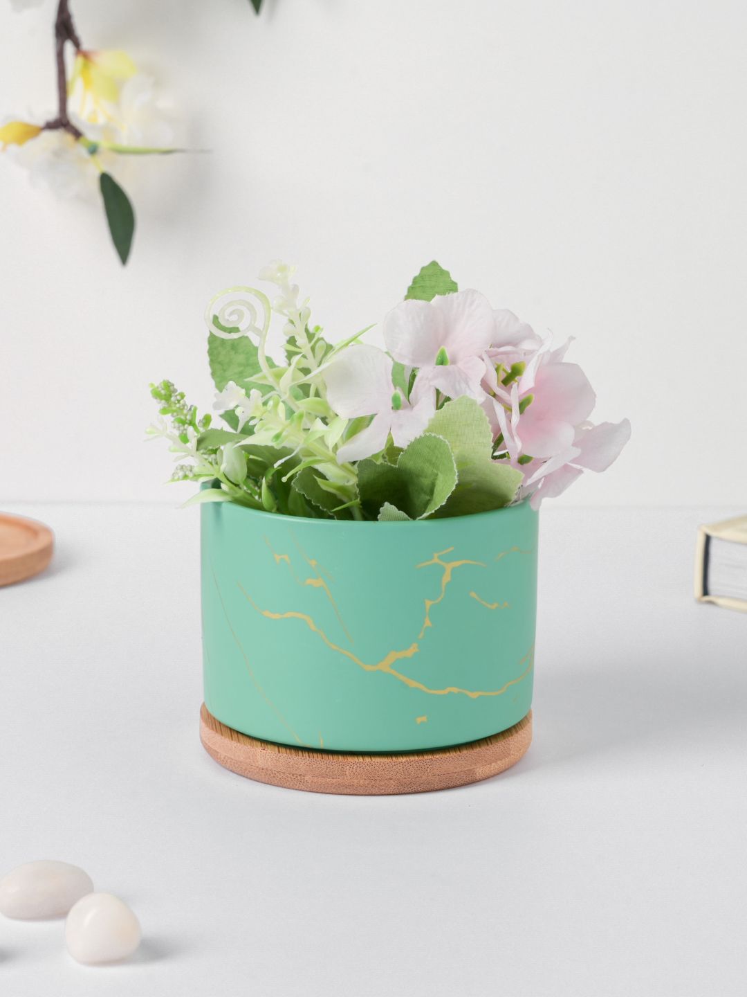 Nestasia Green Solid Planter With Coaster Price in India