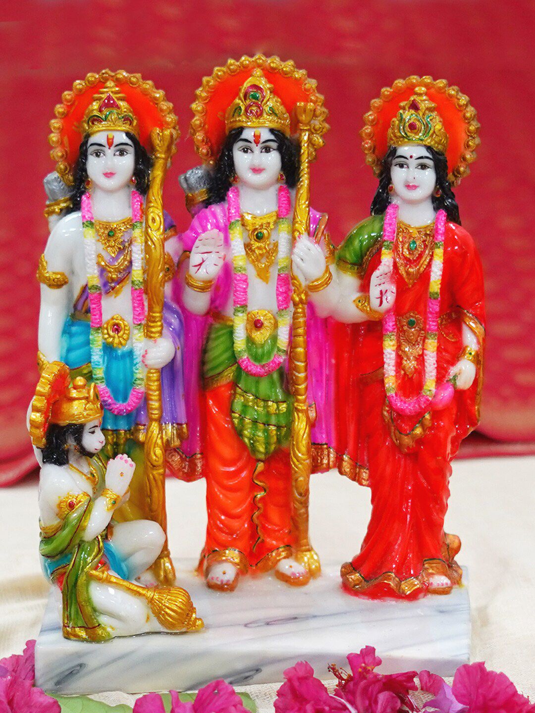 Gallery99 White & Red Ram Darbar Handpainted Idol Showpiece Price in India