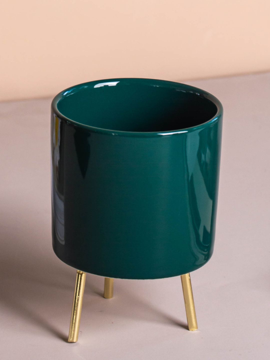 Nestasia Green & Gold-Toned Ceramic Solid Table Planter Price in India