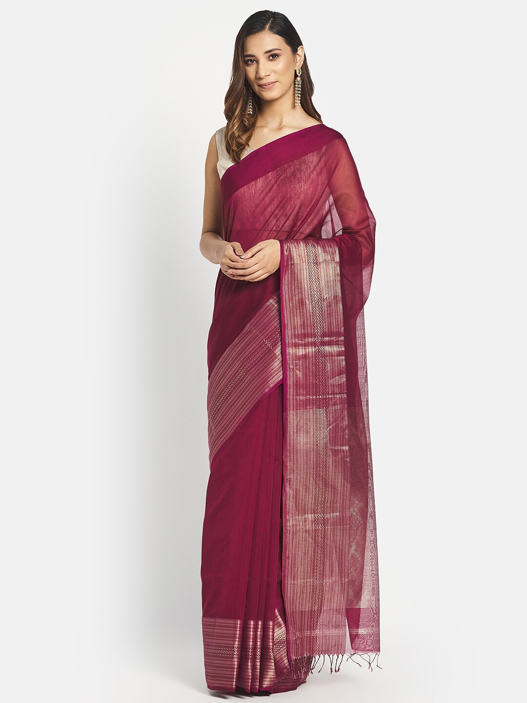 Fabindia Women Burgundy & Gold-Toned Zari Silk Cotton Maheshwari Saree Price in India
