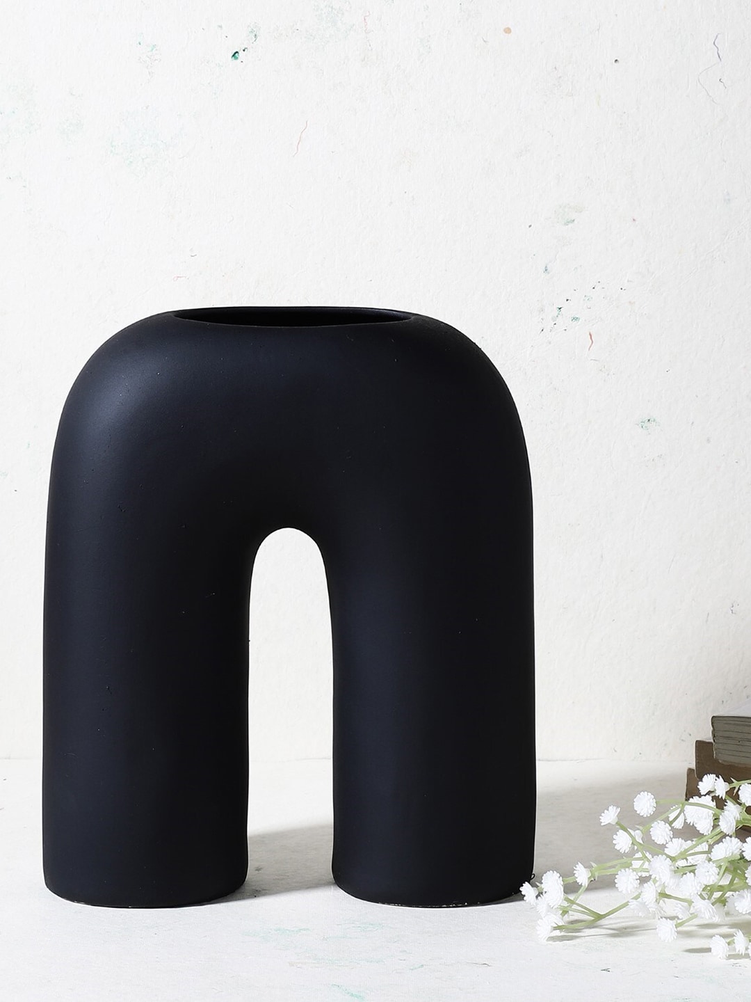 The Decor Mart Black Solid Contemporary Ceramic Vase Price in India